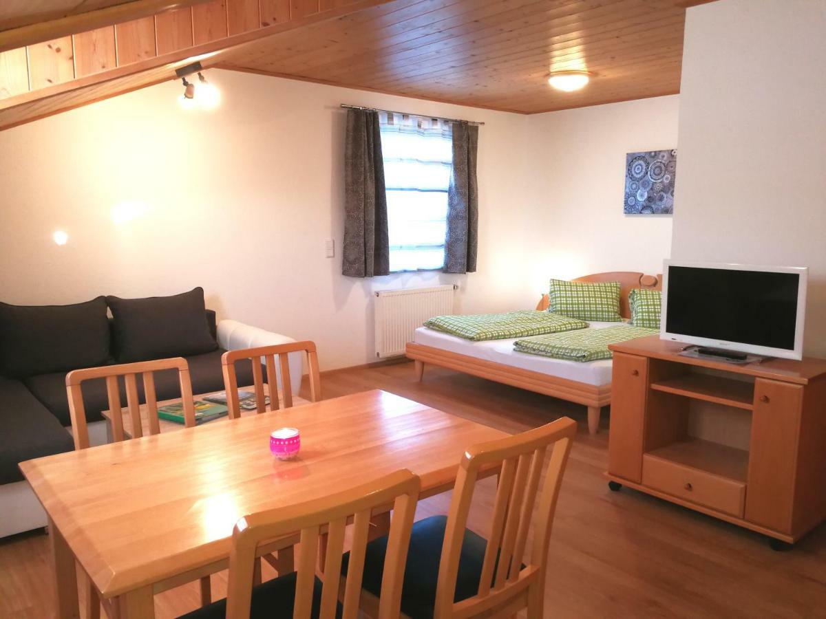 Schusterbauer Villa Koppl Eksteriør bilde